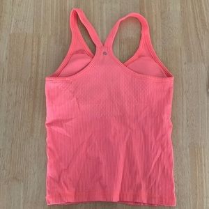 Lululemon Ebb to street tank